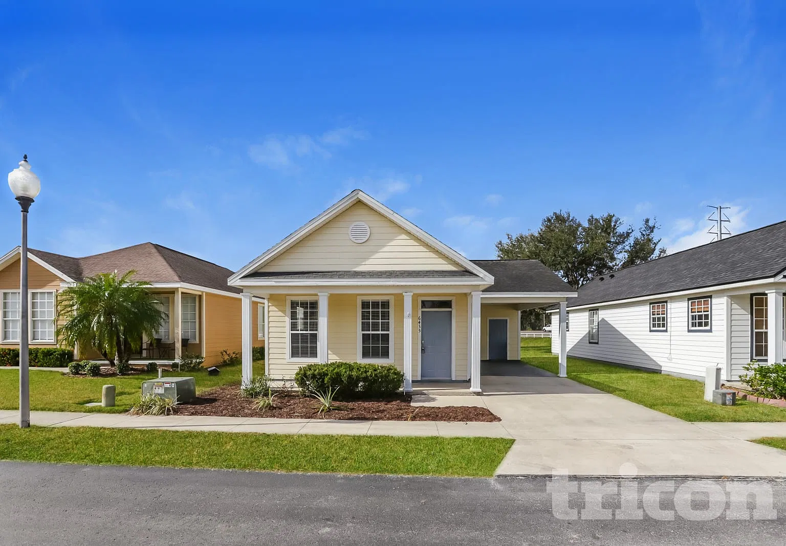 6435 Victorian Way Zephyrhills FL — Photo 1