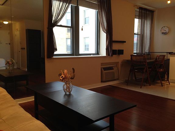 5th image of 2601 Pennsylvania Ave APT 1115