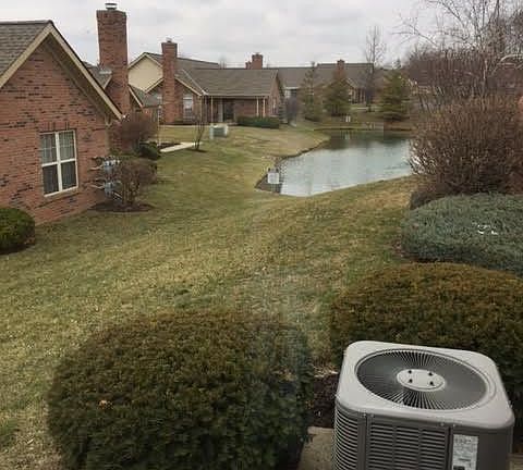 3rd image of 3089 Pine Manor Blvd
