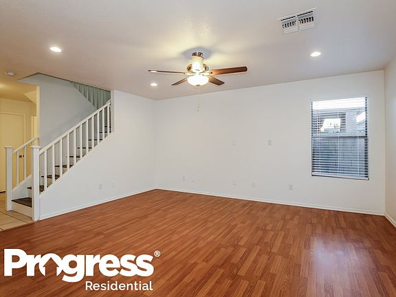 4th image of 16926 W Marshall Ln