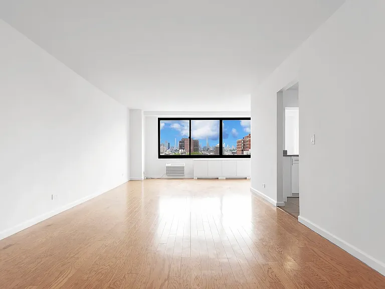 25 W 132nd St #14P — Photo 2