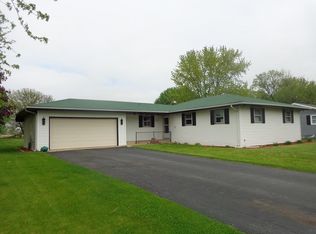2017 Morcambe Bay Dr, New Lenox, IL 60451