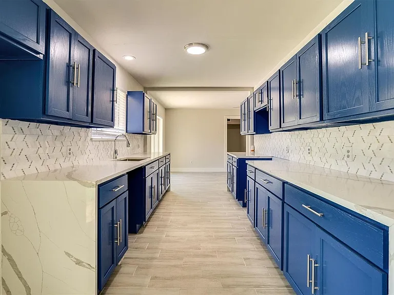 626 Arawe Cir W — Photo 7
