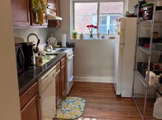 60 Selkirk Rd #8, Brighton, MA 02135