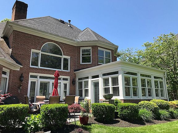 3rd image of 408 Heathermoor Dr