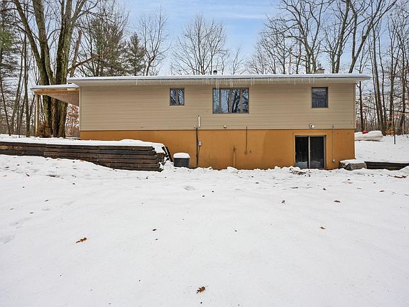 4th image of 23020 Thirteen Mile Rd