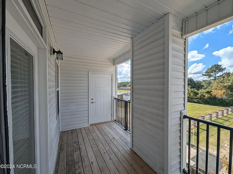 5630 Lucas Ct #102 — Photo 21