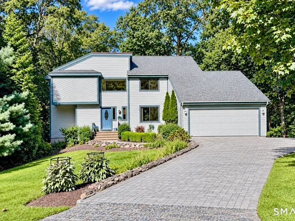 236 Tanglewood Circle, Milford, CT 06461