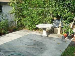 3rd image of 1301 NE 157th St