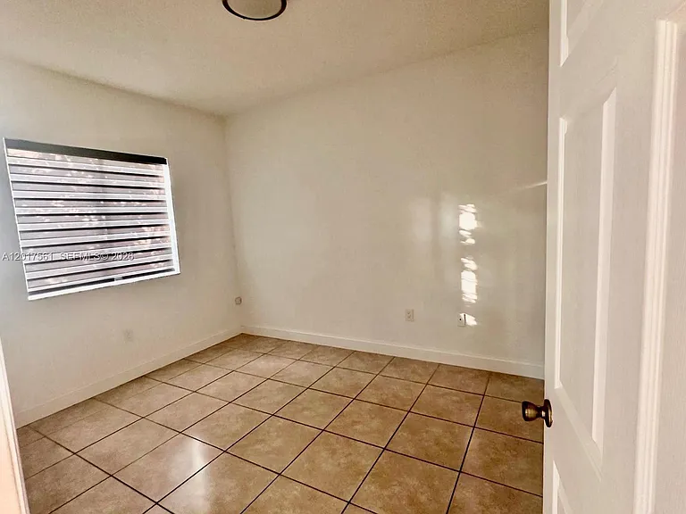 2301 Wilson St — Photo 12