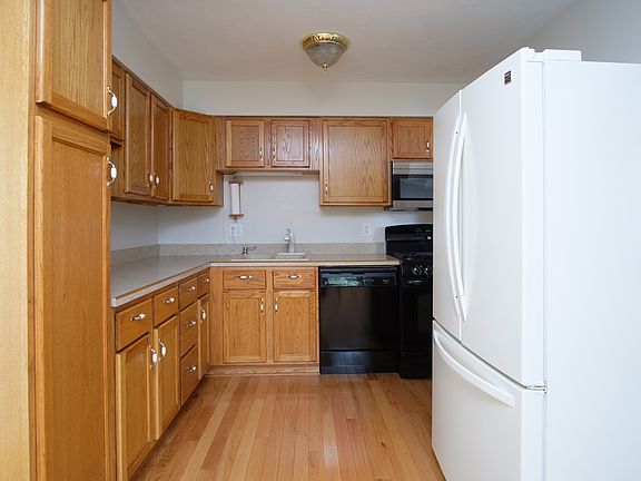 5th image of 4231 Lisa Dr
