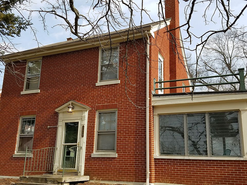 1st image of 7410 Clovernook Ave