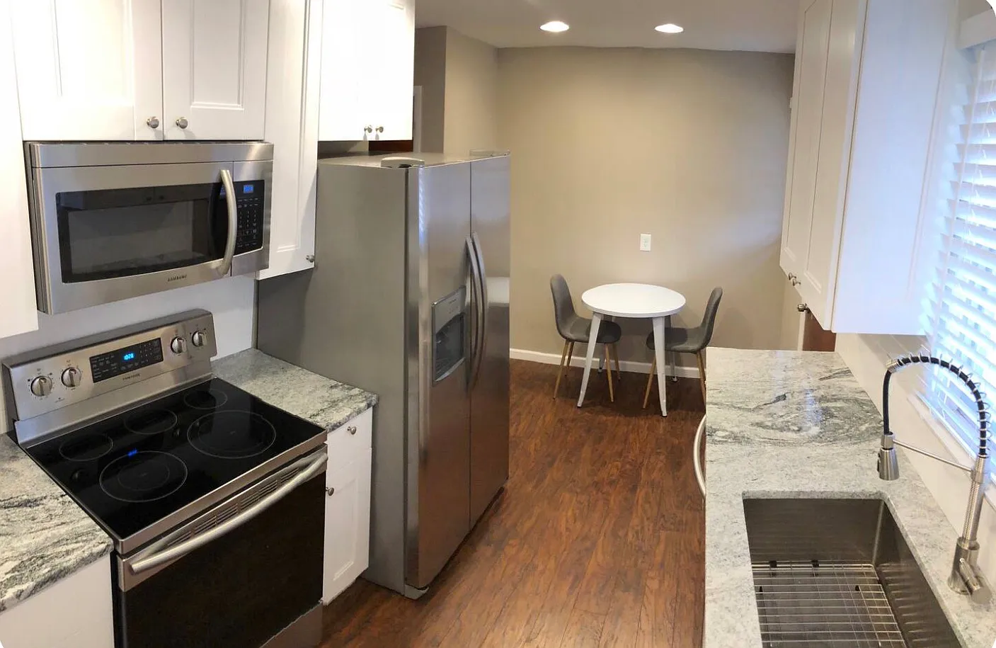 3 bed, 2.5 bath, 1759 sqft, $2,295 — Photo 1
