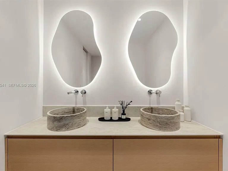 800 West Ave #11 — Photo 14