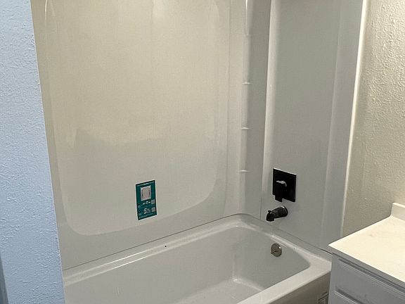 5th image of 276 Northwoods Ave #282
