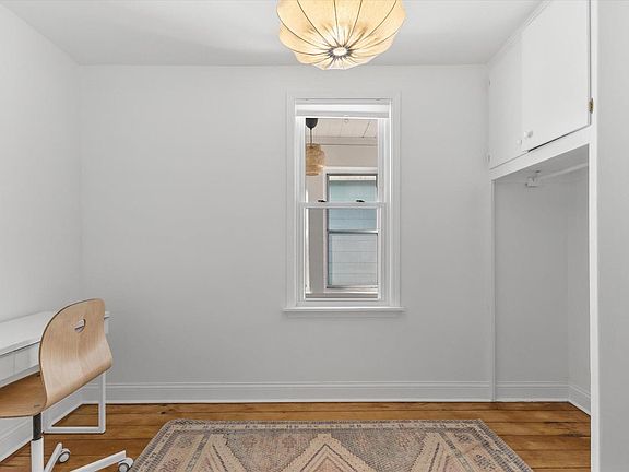 5th image of 2742 S Greeley STREET