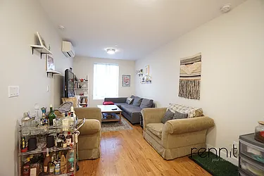 Rented by Rennit Inc.