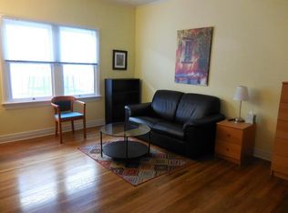 903 7th St #JR1B, Santa Monica, CA 90403