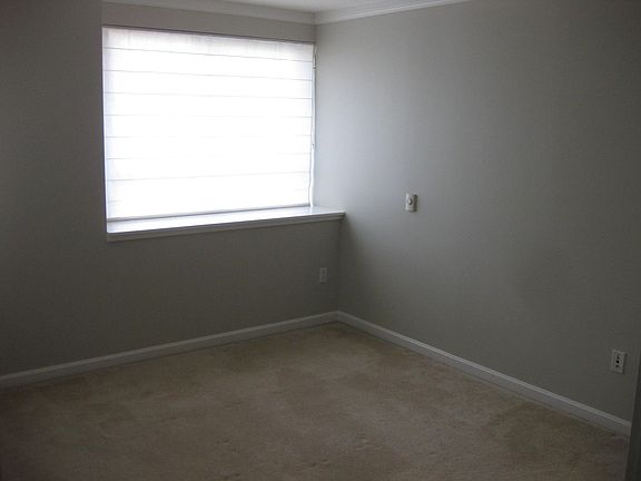 4th image of 400 Beale St APT 404