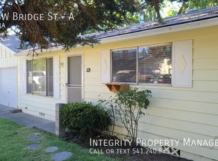 919 SW Bridge St #A, Grants Pass, OR 97526