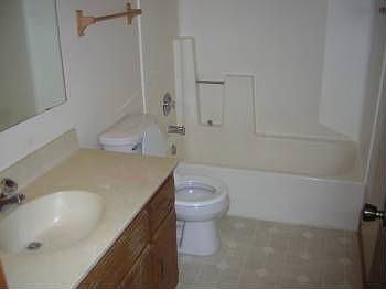 5th image of 13017 Oliver Ave S