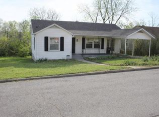 513 N Oak St, Harrison, AR 72601