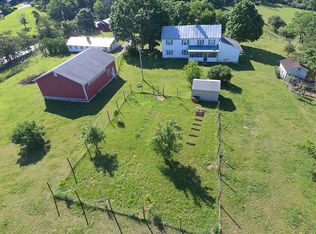 29 Green Meadows Dr, Capon Bridge, WV 26711