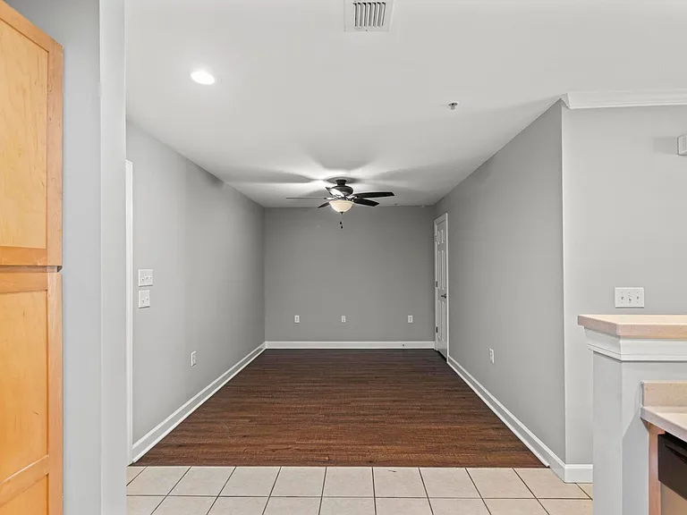2820 Bloomfield Ln #107 — Photo 3