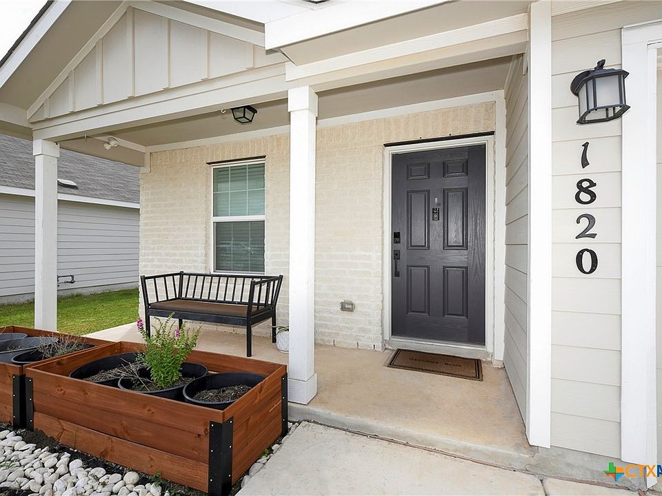 1st image of 1820 Heather Glen Dr