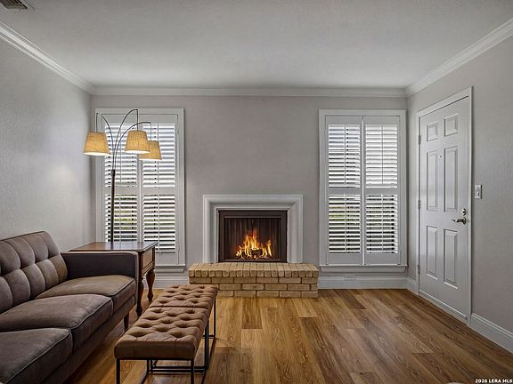 5th image of 2611 Eisenhauer Road #502