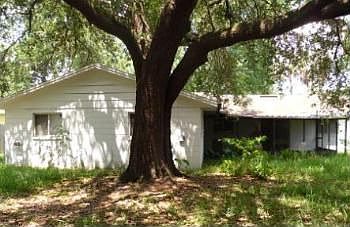 2nd image of 878 Graybar Ct