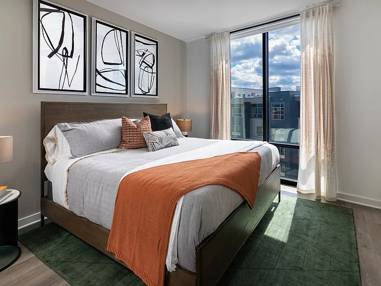 Modern Bedrooms with Large Windows