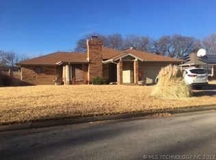 2001 8th Ave NW, Ardmore, OK 73401