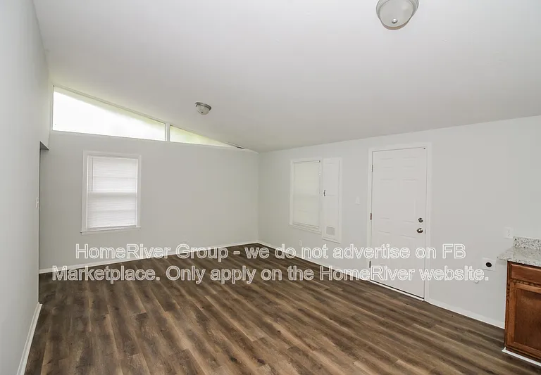 3020 Knight Rd — Photo 6