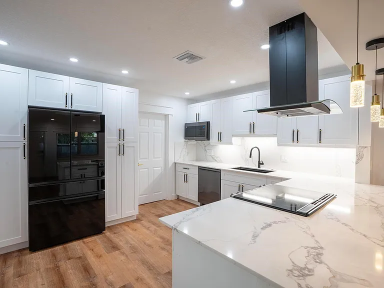 3468 NE 17th Ave #2 — Photo 3