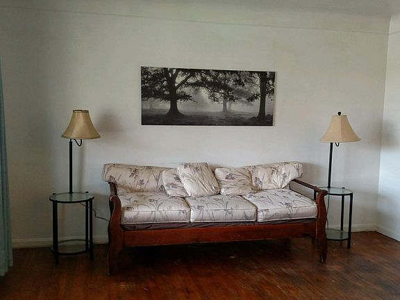2nd image of 5644 Lauderdale Dr