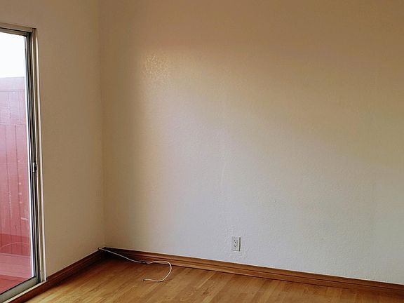 4th image of 632 Santa Clara Ave APT B