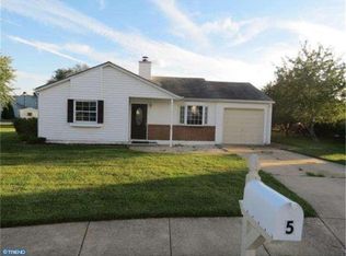5 Beyer Ct, New Castle, DE 19720