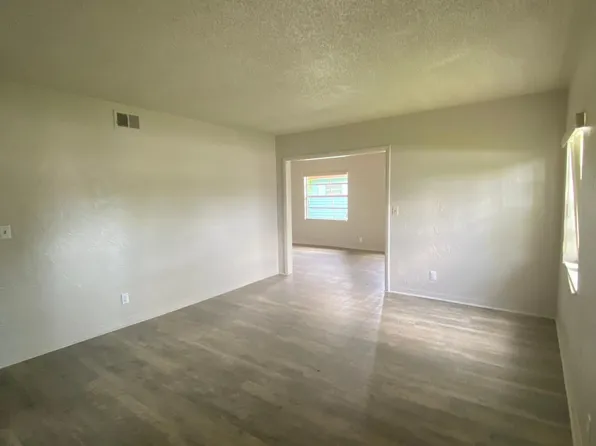 569 White St, Daytona Beach, FL 32114