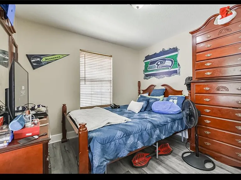 19403 Wann Park Dr — Photo 2