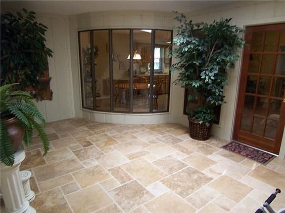 3rd image of 4713 Vera Cruz Dr