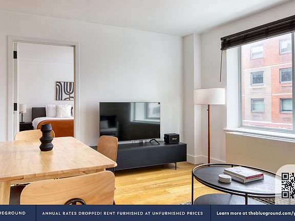 3rd image of 101 E 10th St Ste 4D