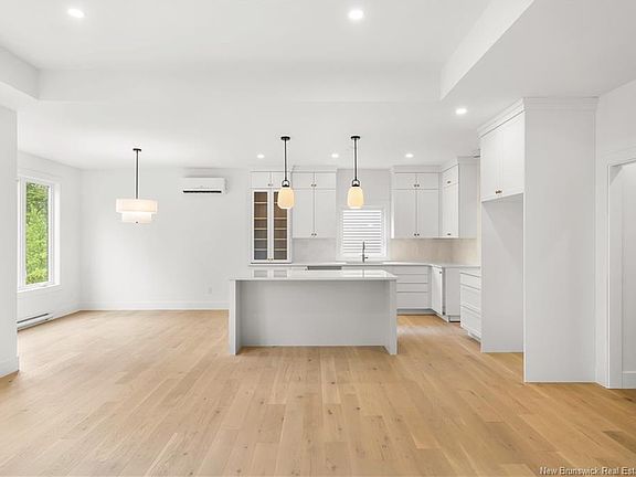5th image of 69 Rachel St