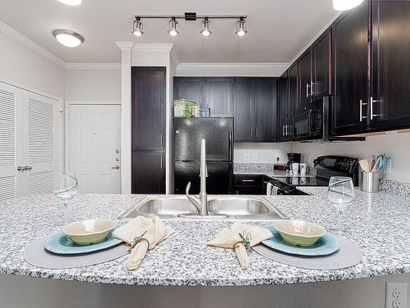 4th image of 8823 Dugas Dr APT 11301