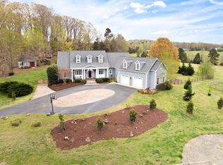 500 Walnut Hill Dr, Hillsborough, NC 27278