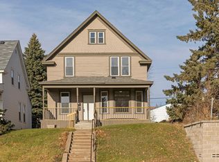 687 Lawson Ave E #1, Saint Paul, MN 55106