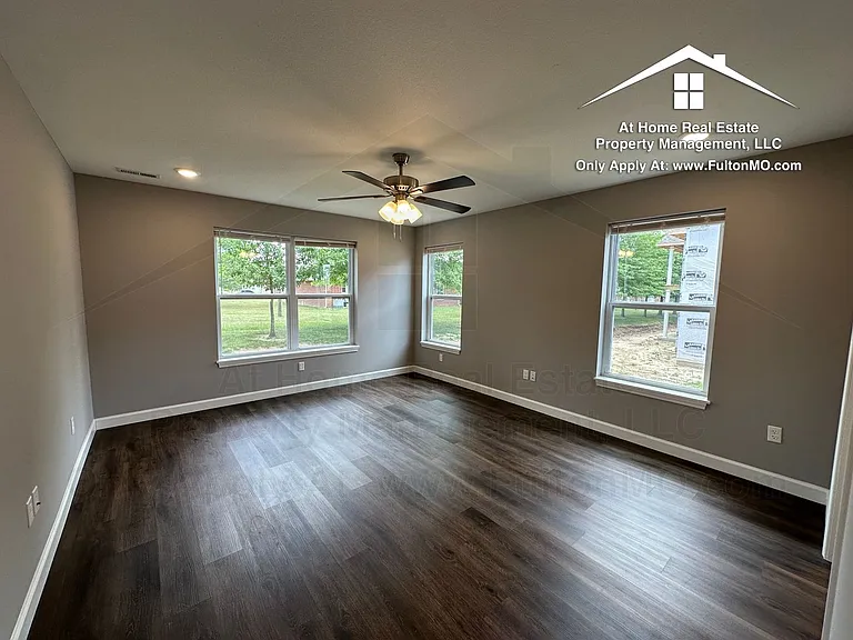 2620 N Bluff St #102 — Photo 21