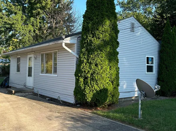 1914 Pearl St, Sandusky, OH 44870