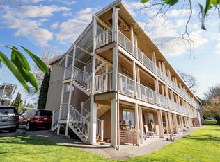 3498 Lovat Ave, Saanich, BC V8X1V2