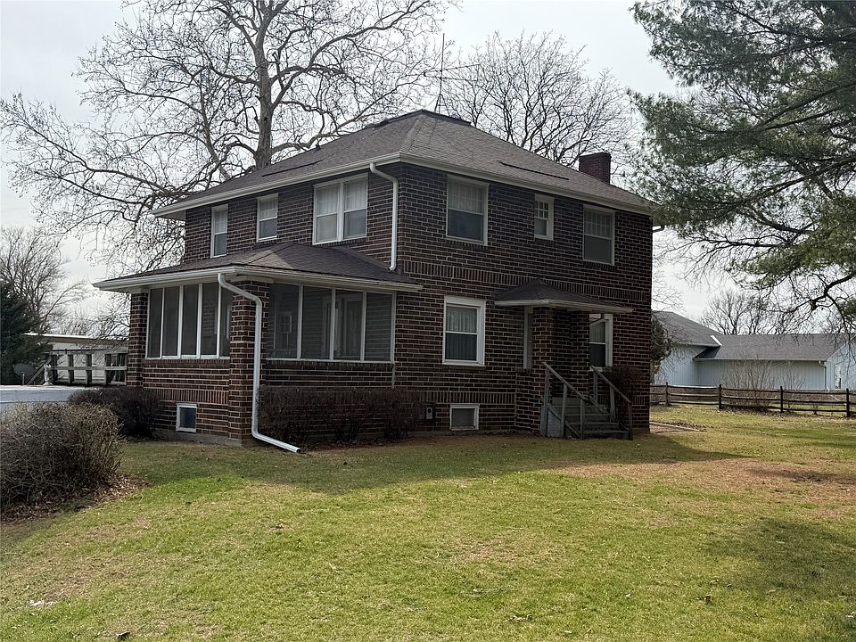 1st image of 1706 W Summit St